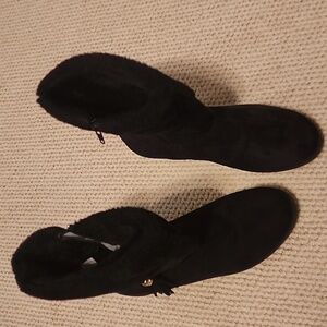 NWOT Womens Black Fashion Boots Size 8